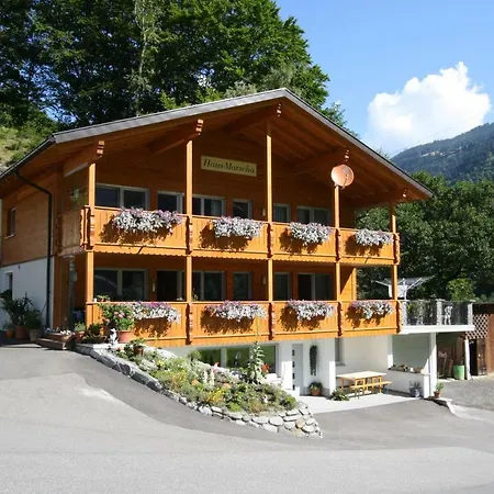 Haus Marscha アパート シュルンス